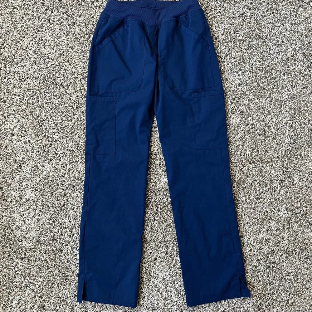 Scrub Set - Picture 3 of 5